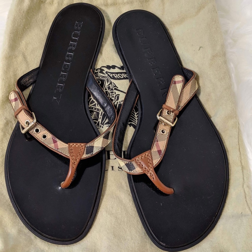 Burberry slippers/sandals